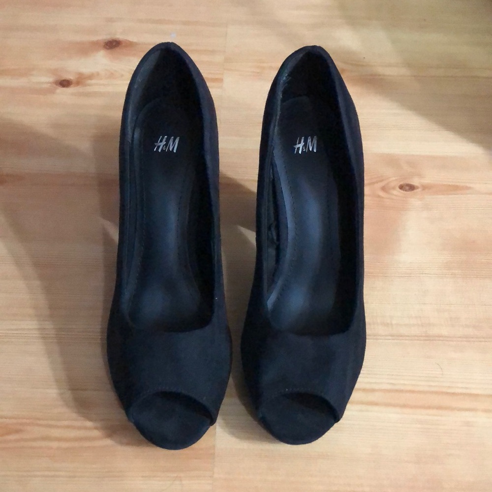 Open toes black 3 In heels